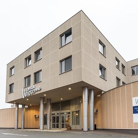 Willa Wiosenna Hotel Ozarow Mazowiecki Exterior photo