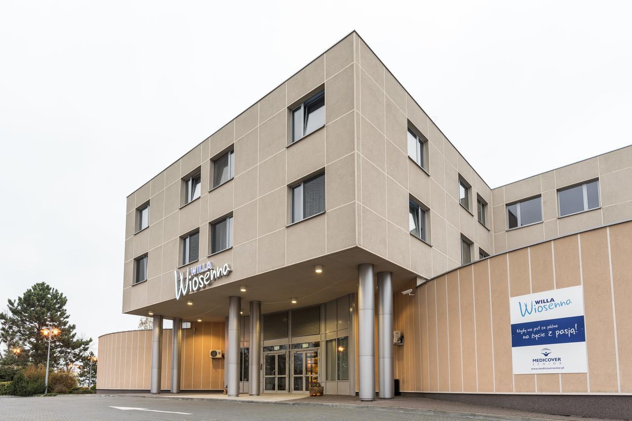 Willa Wiosenna Hotel Ozarow Mazowiecki Exterior photo